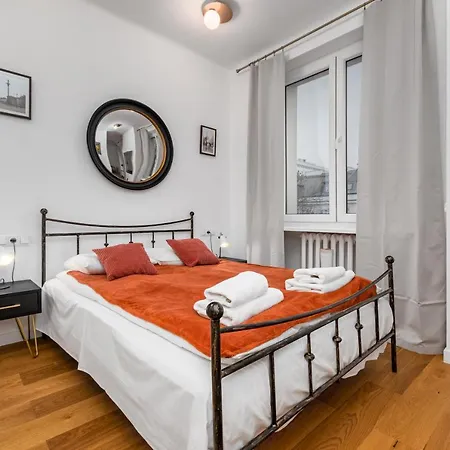 Nowy Swiat 47a By Homeprime * Warszawa