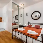 Nowy Swiat 47a By Homeprime